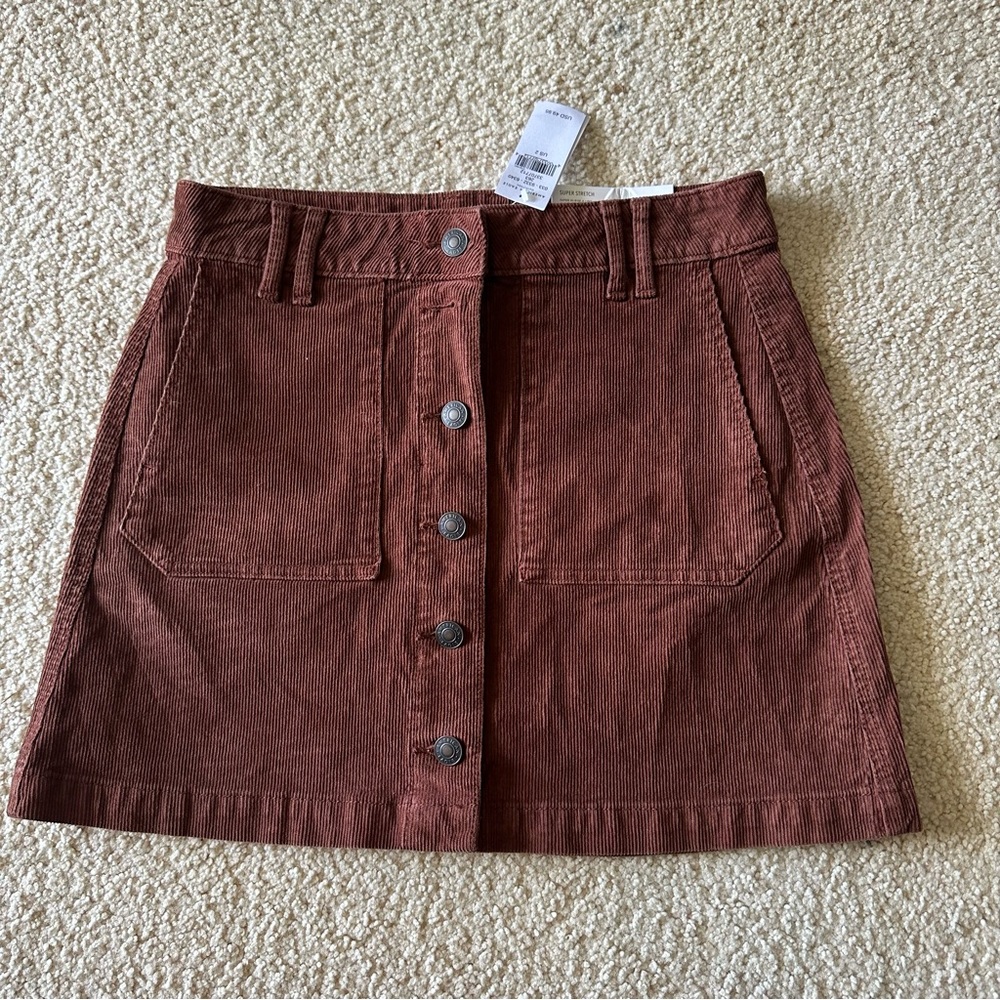American Eagle Rust Corduroy Mini Skirt – Size 2 – New With Tags